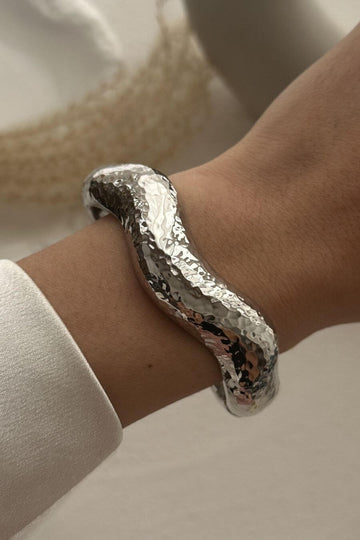 Bracelet For Women -Kiki Wavy  Gold, Silver - Fancy Pants